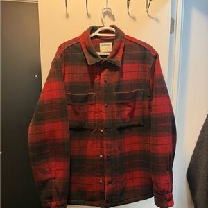 Old Navy Men's Red and Black Checkered Shirt Jacket